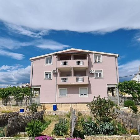 Apartmani Cesar 利缇纳 外观 照片