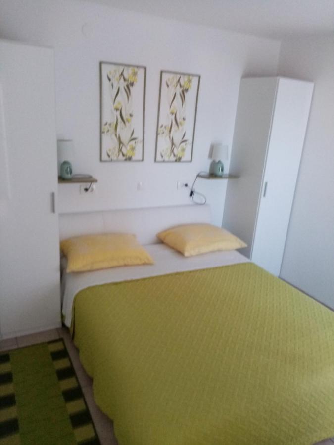 Apartmani Cesar 利缇纳 外观 照片