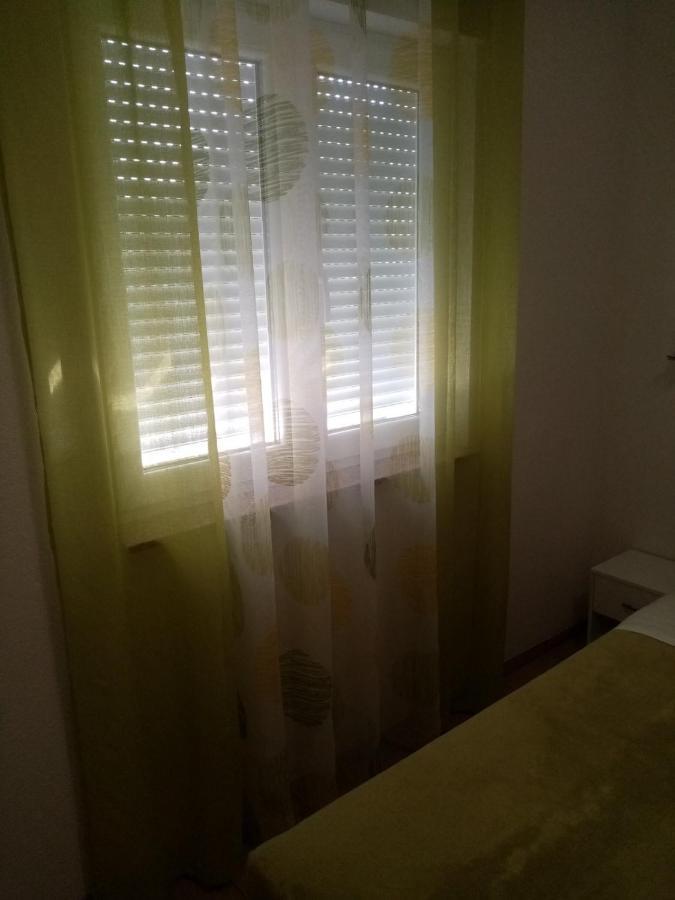 Apartmani Cesar 利缇纳 外观 照片